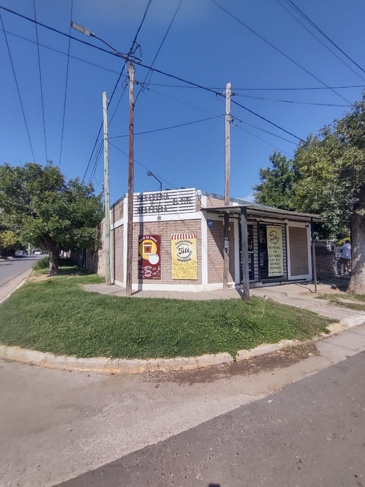 GRUPO GEO VENDE CASA + LOCAL COMERCIAL EN ALTA GRACIA