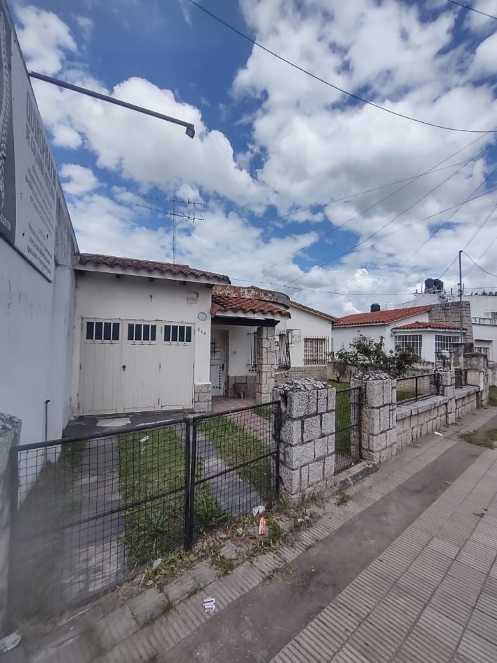 GRUPO GEO VENDE CASA EN Bo SUR, ALTA GRACIA