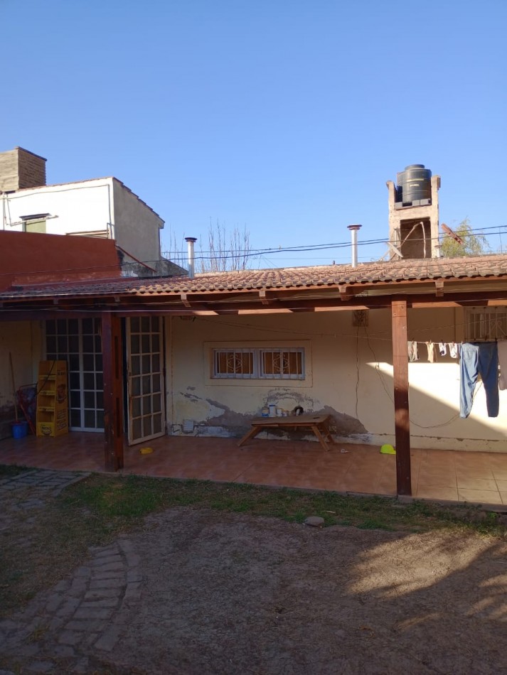 GRUPO GEO VENDE CASA EN ALTA GRACIA, Bo PARQUE CASINO