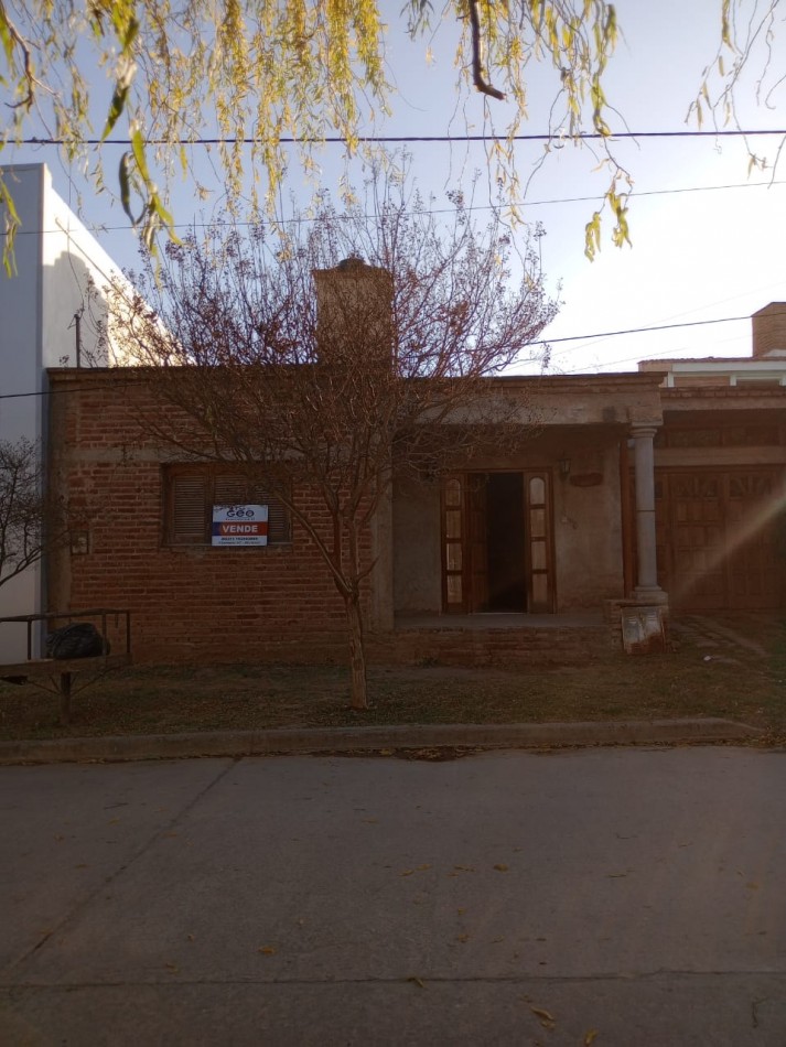 GRUPO GEO VENDE CASA EN ALTA GRACIA, Bo PARQUE CASINO