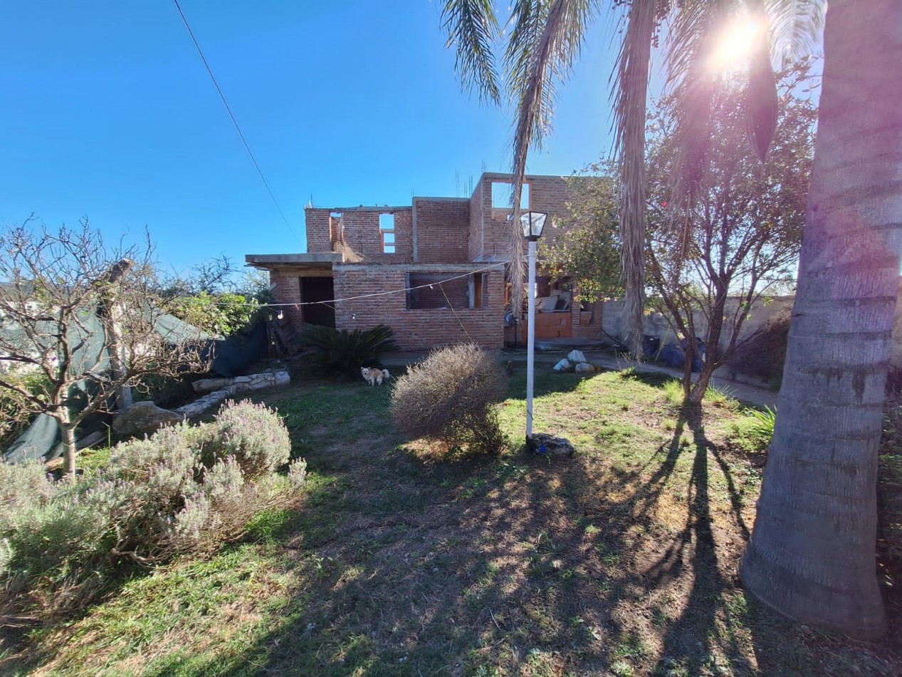 GRUPO GEO VENDE CASA EN CONSTRUCCION + DPTO TERMINADO CON PILETA EN Bo LINIERS ALTA GRACIA